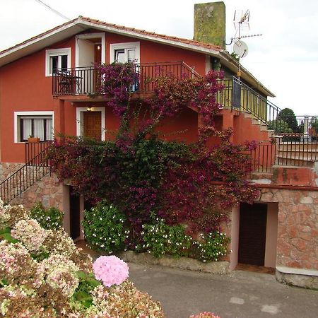 Pensión Mariaje Celorio (Llanes) Exterior foto