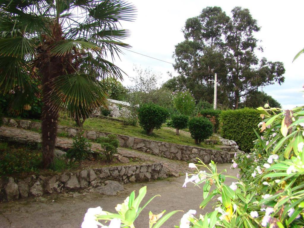 Pensión Mariaje Celorio (Llanes) Exterior foto